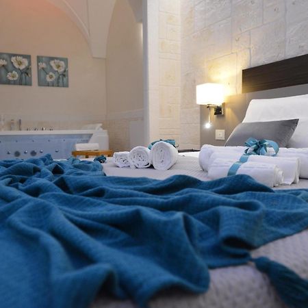 Suite Laurel Spa Con Idromassaggio Фазано Екстериор снимка