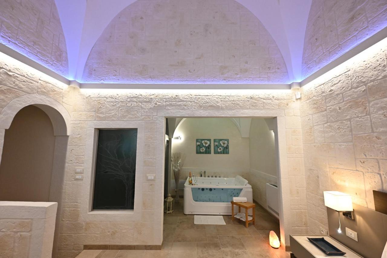 Suite Laurel Spa Con Idromassaggio Фазано Екстериор снимка