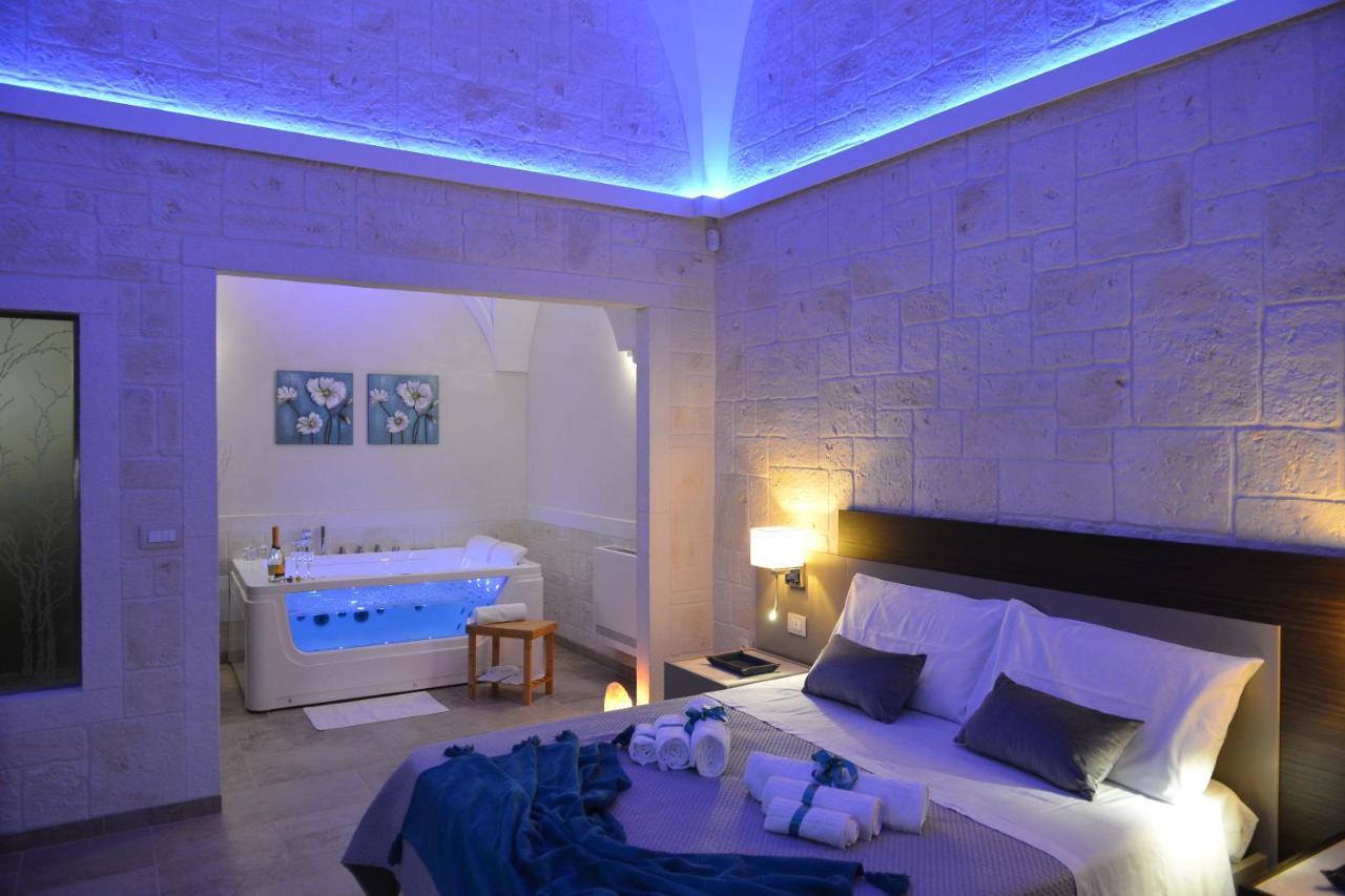 Suite Laurel Spa Con Idromassaggio Фазано Екстериор снимка