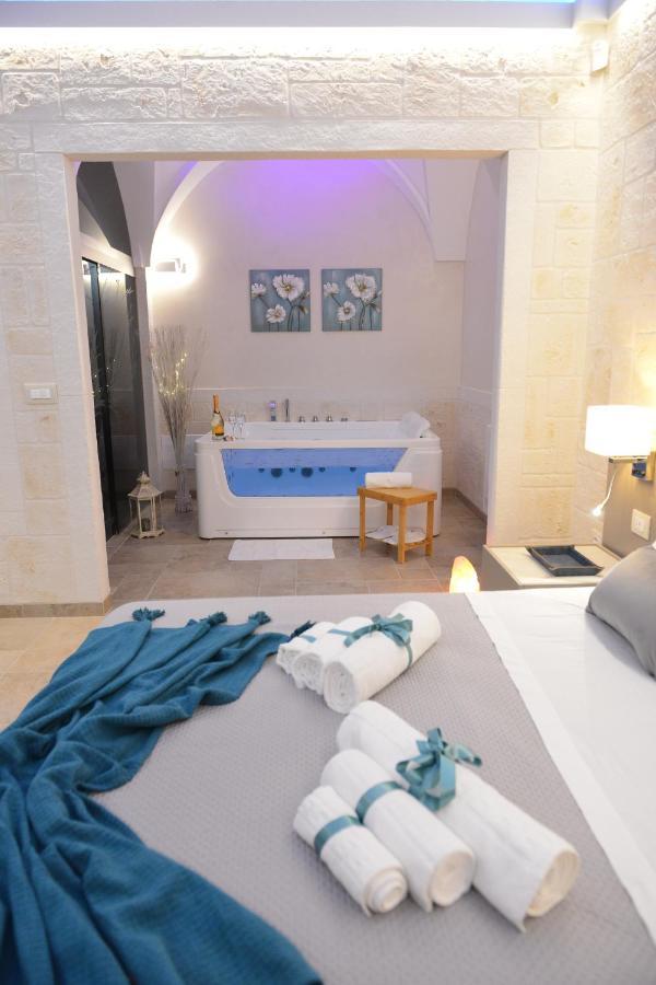 Suite Laurel Spa Con Idromassaggio Фазано Екстериор снимка