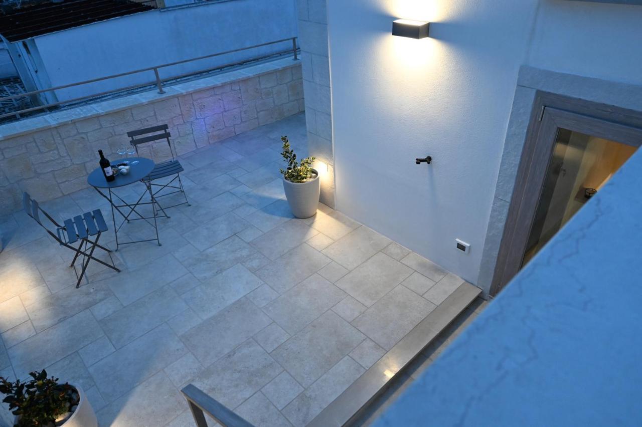Suite Laurel Spa Con Idromassaggio Фазано Екстериор снимка