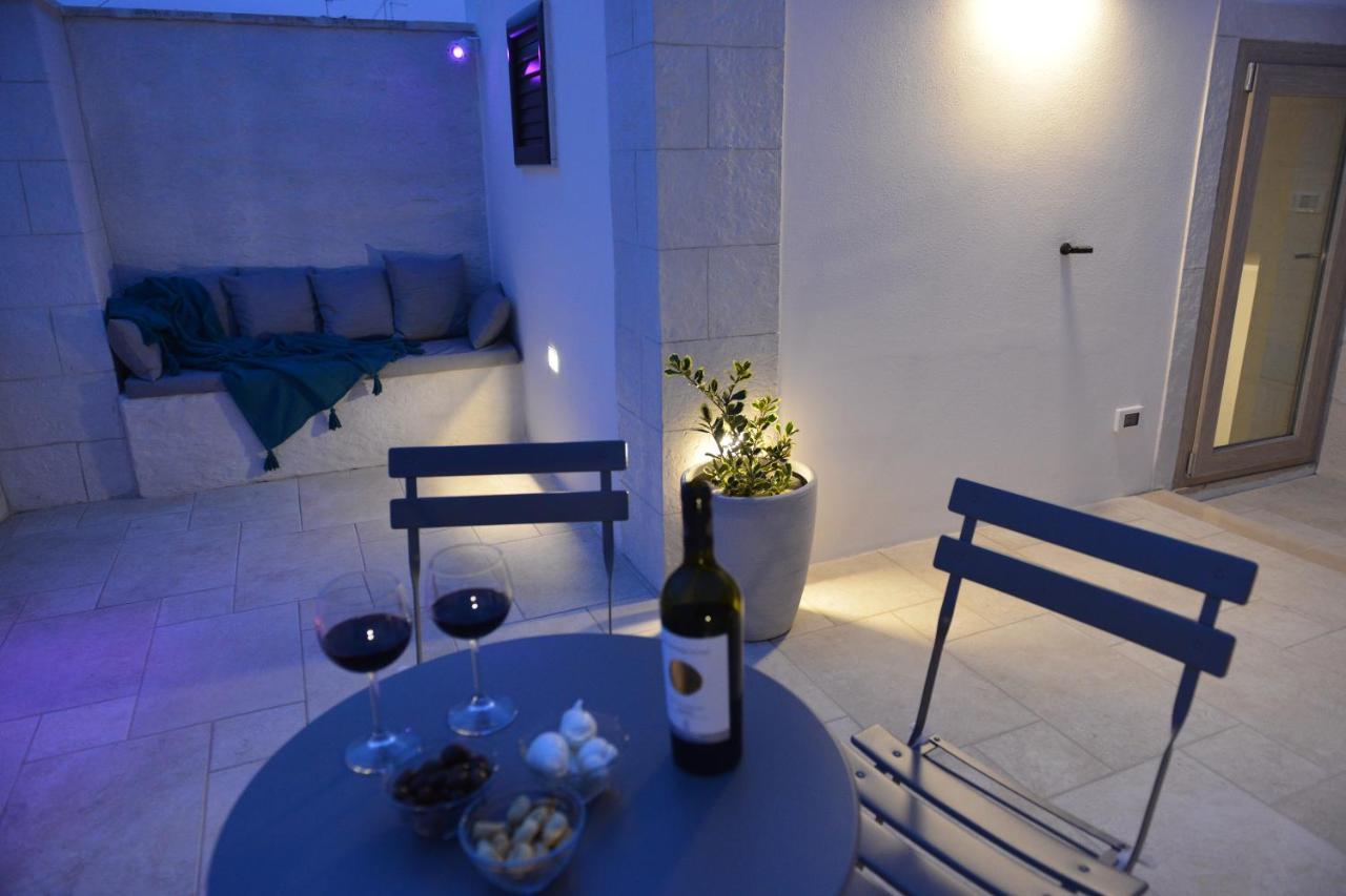 Suite Laurel Spa Con Idromassaggio Фазано Екстериор снимка