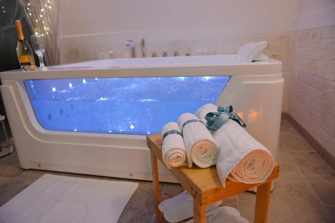 Suite Laurel Spa Con Idromassaggio Фазано Екстериор снимка