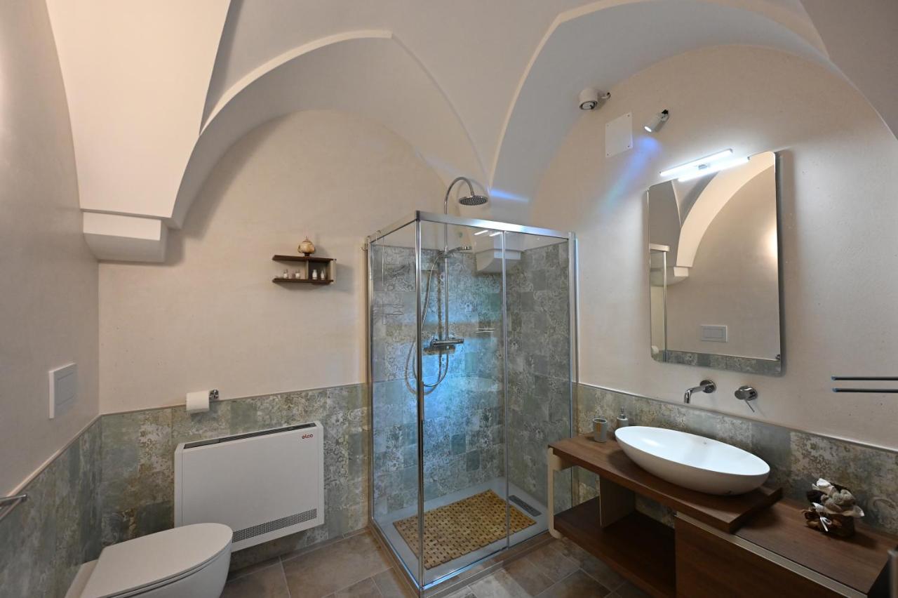 Suite Laurel Spa Con Idromassaggio Фазано Екстериор снимка