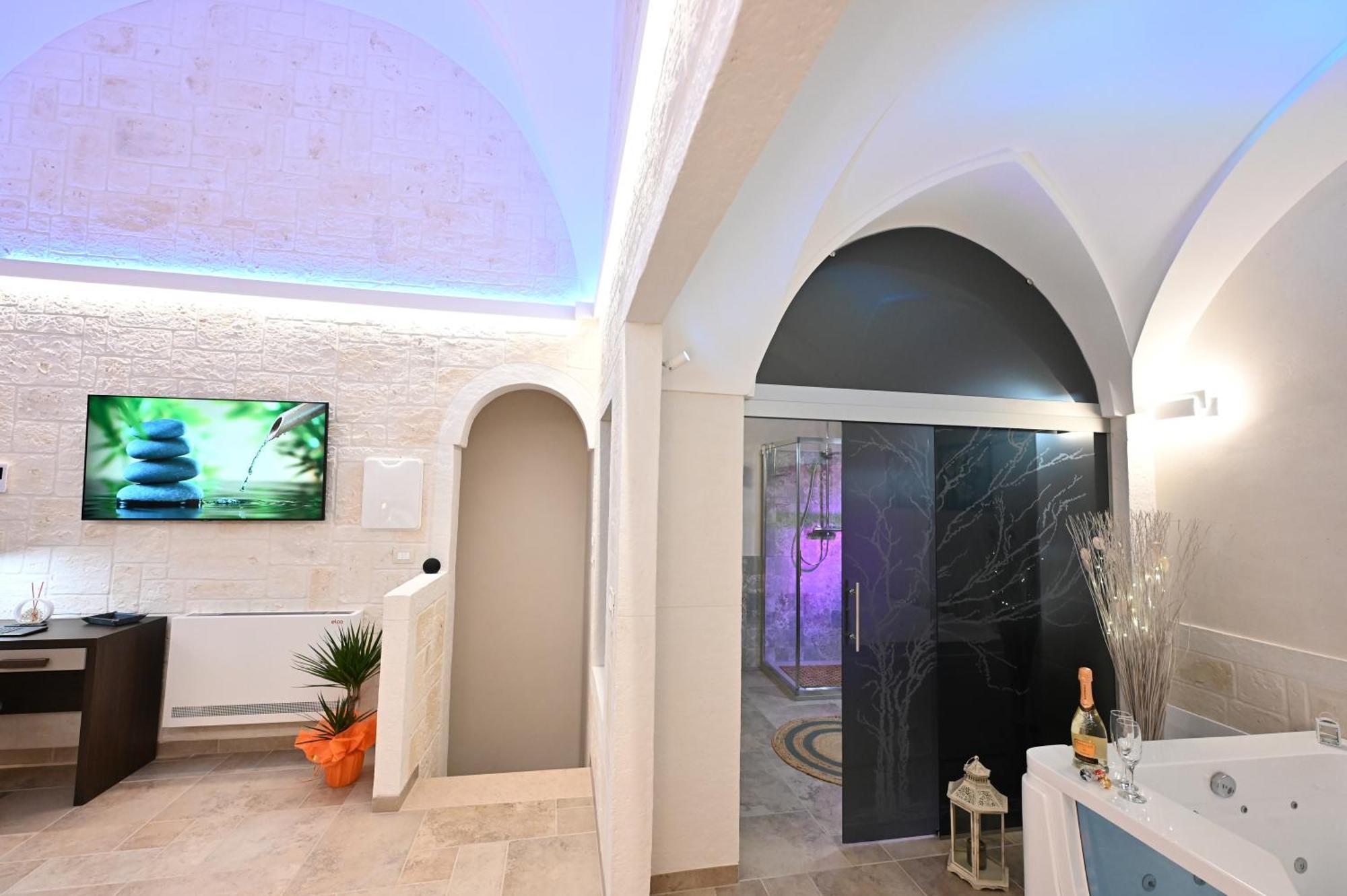 Suite Laurel Spa Con Idromassaggio Фазано Екстериор снимка